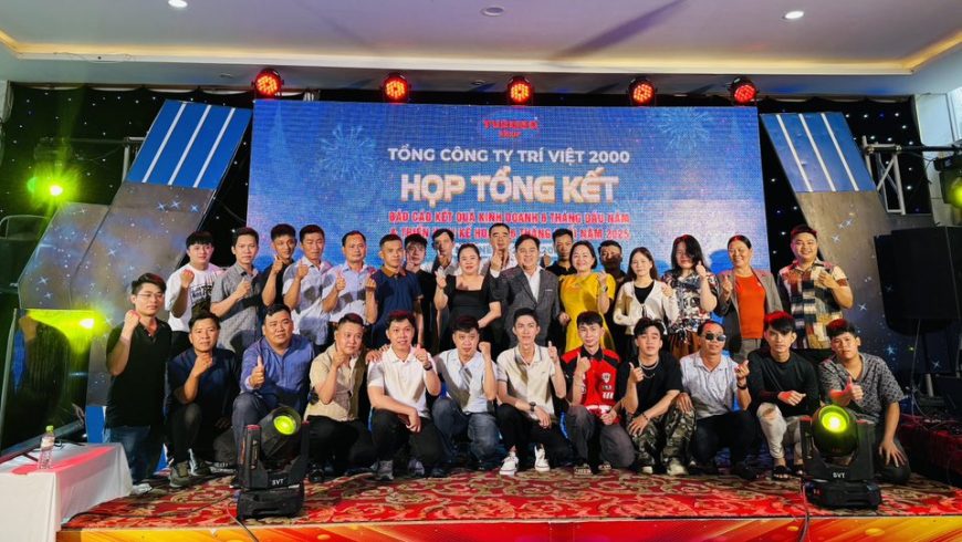 Công ty TNHH XNK VinaHuy tổ chức Team Building 2025 và họp mặt sơ kết 6 tháng đầu năm tại Mũi Né